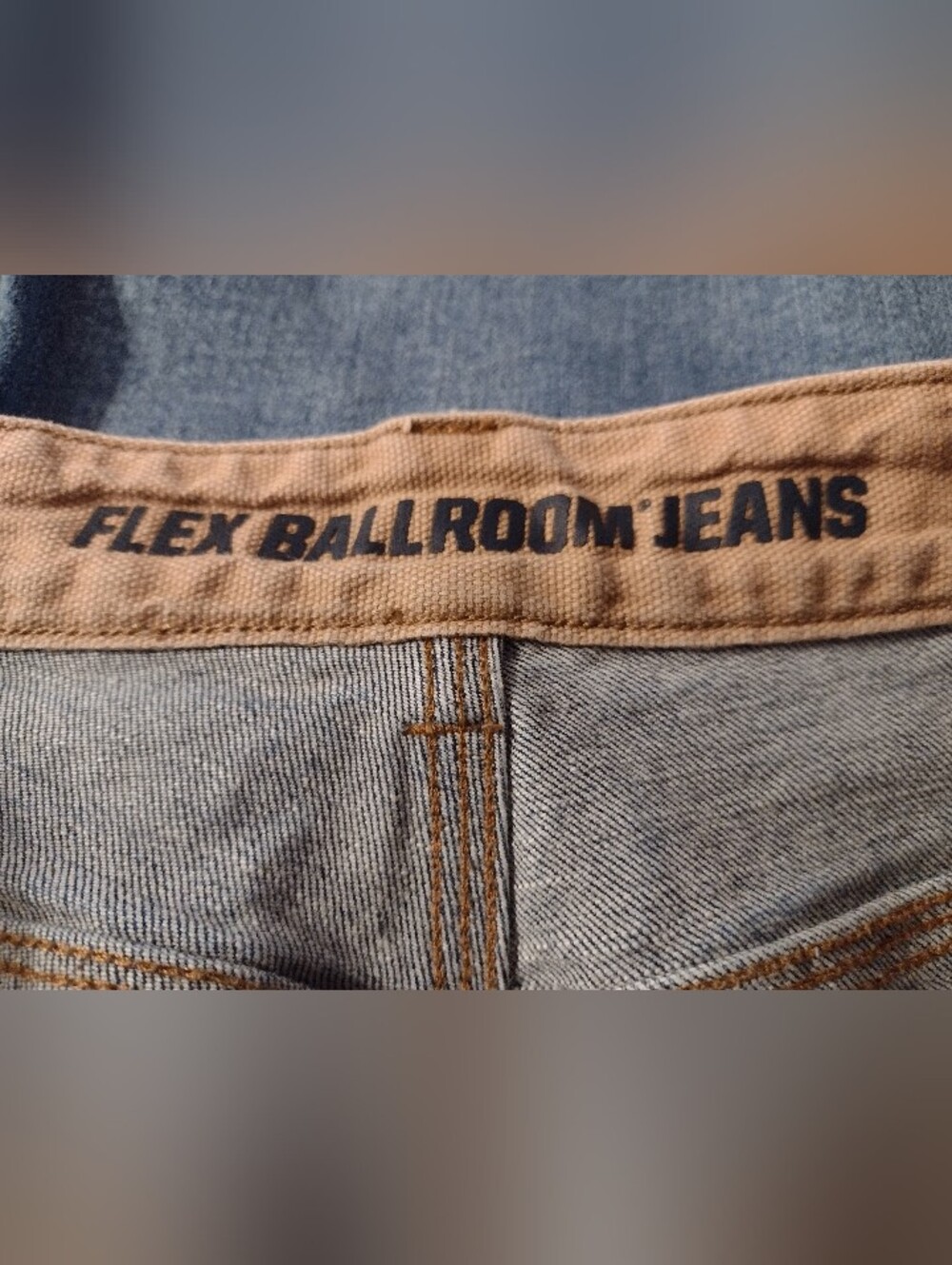 Duluth Trading Flex Ballroom Blue Jeans Mens 38X33 Relaxed Fit Stretch Workwear - Picture 6 of 9